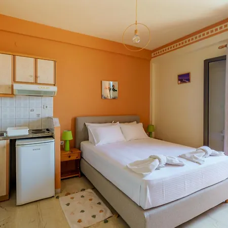 Ramona لورداهاتا