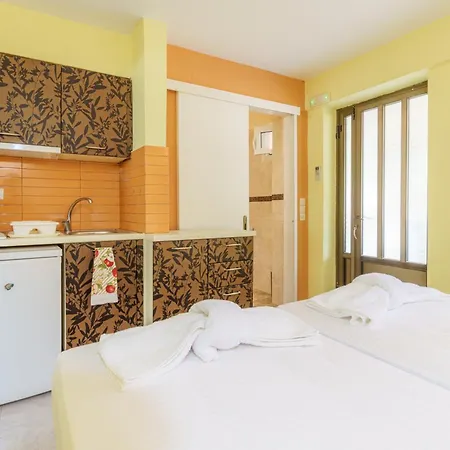 Ramona لورداهاتا