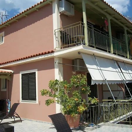 Ramona Lourdata (Kefalonia)