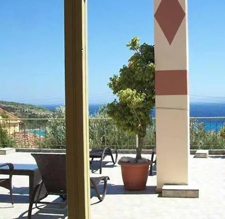 Ramona * Lourdata (Kefalonia)